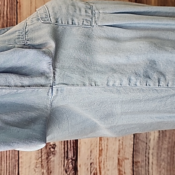 NEW STYLE & CO DENIM BLUE LONG ROLL TAB SLEEVE BUTTON-UP SHIRT - Picture 4 of 13